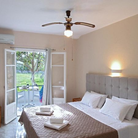 Damaskis Kassiopi Studios Exterior photo