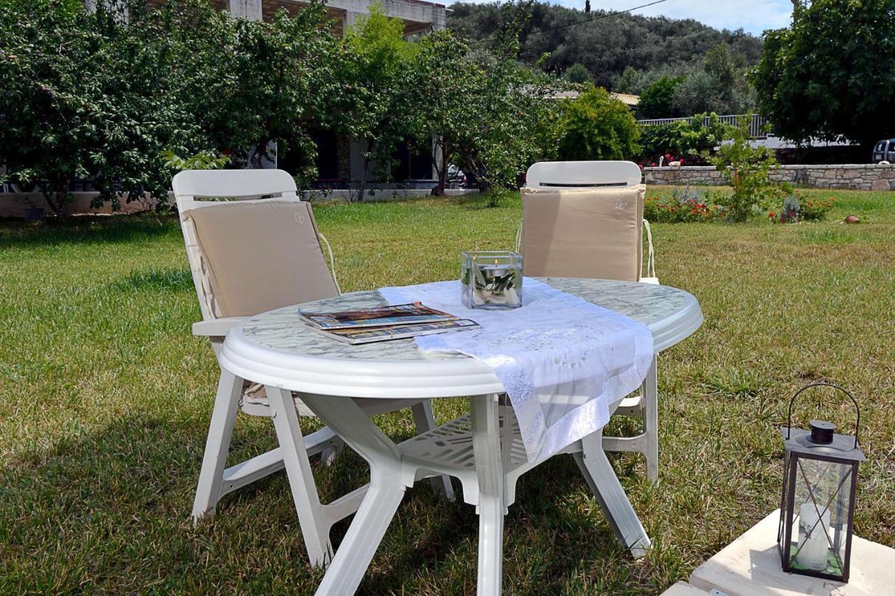 Damaskis Kassiopi Studios Exterior photo